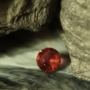 Rubelita de Afganistán Corte Brillante