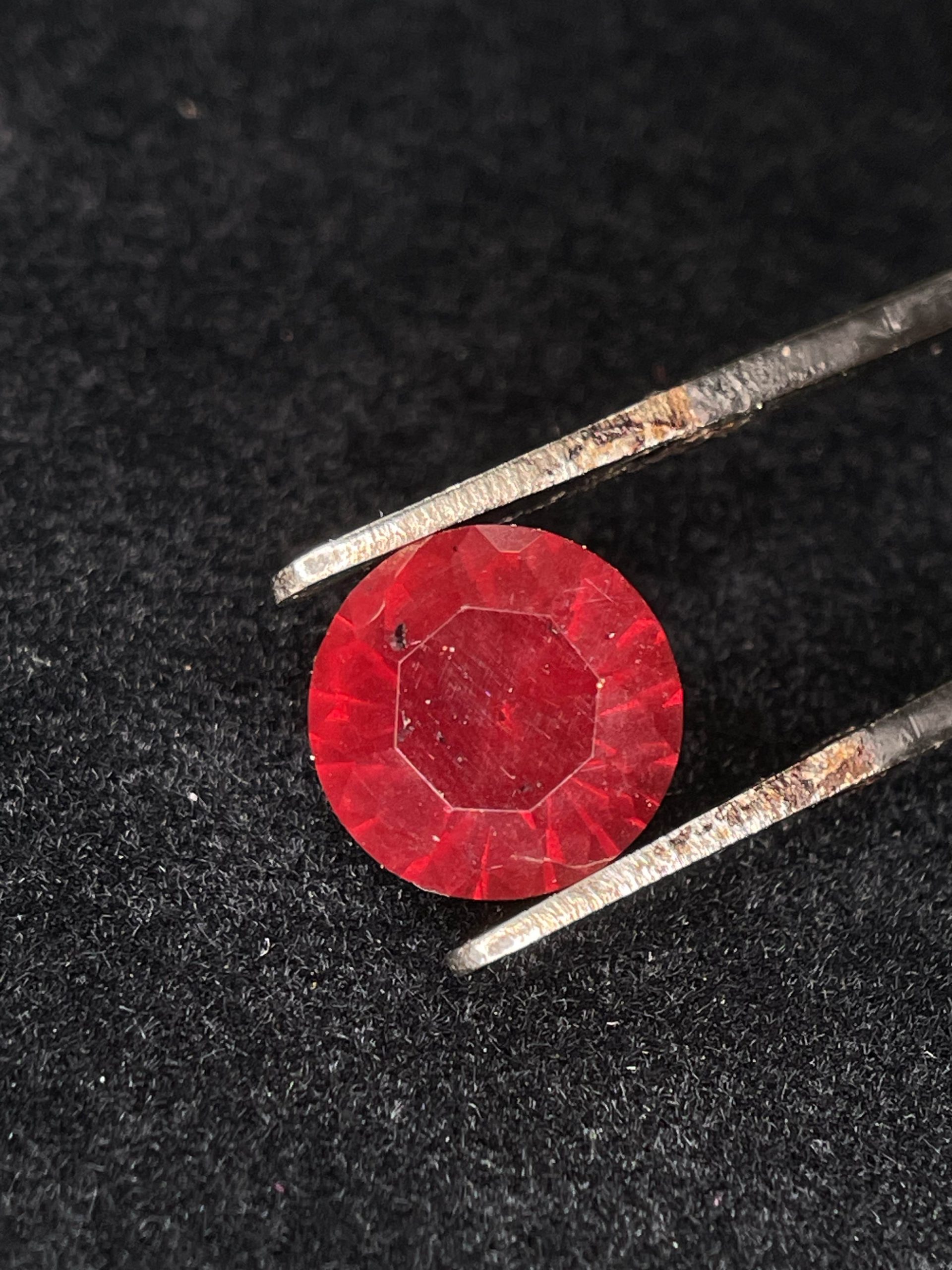 Granate Malaya 4,25 cts – Eye Clean sin tratar