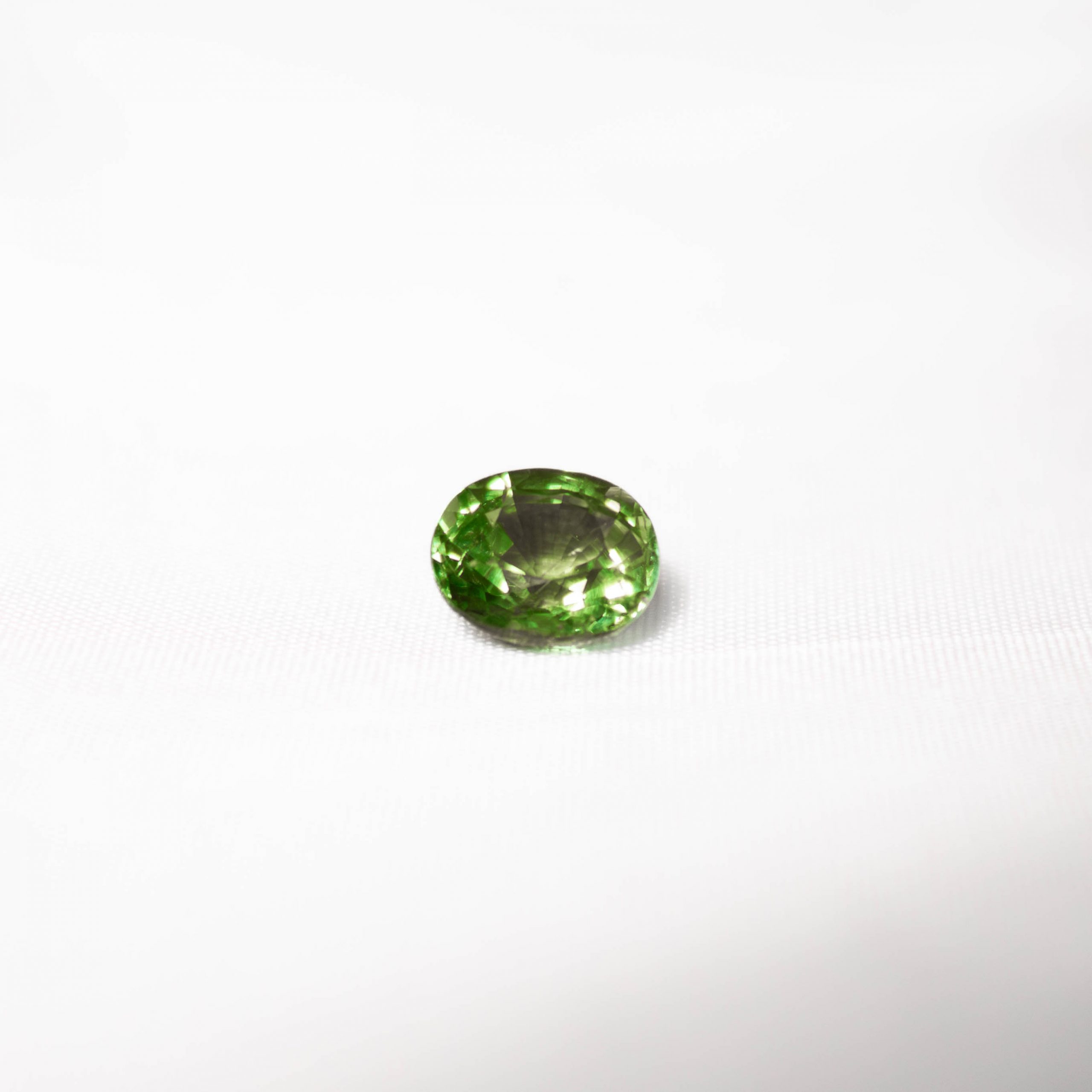 Tsavorita de Kenya Loupe Clean - 1,84 CTS