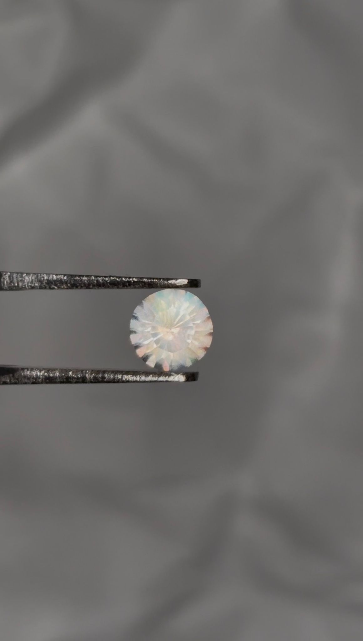 Rainbow Moonstone 0,8cts