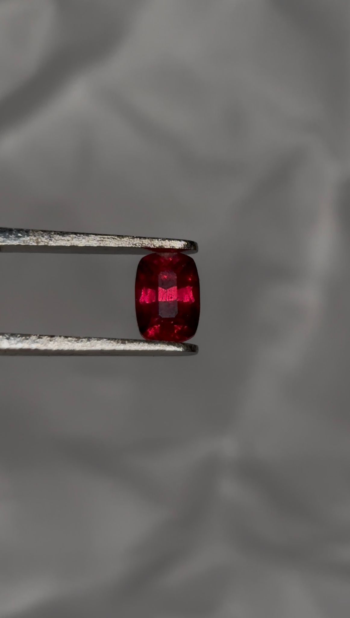 Royal Purplish Red Tanzanian Garnet 1,35cts