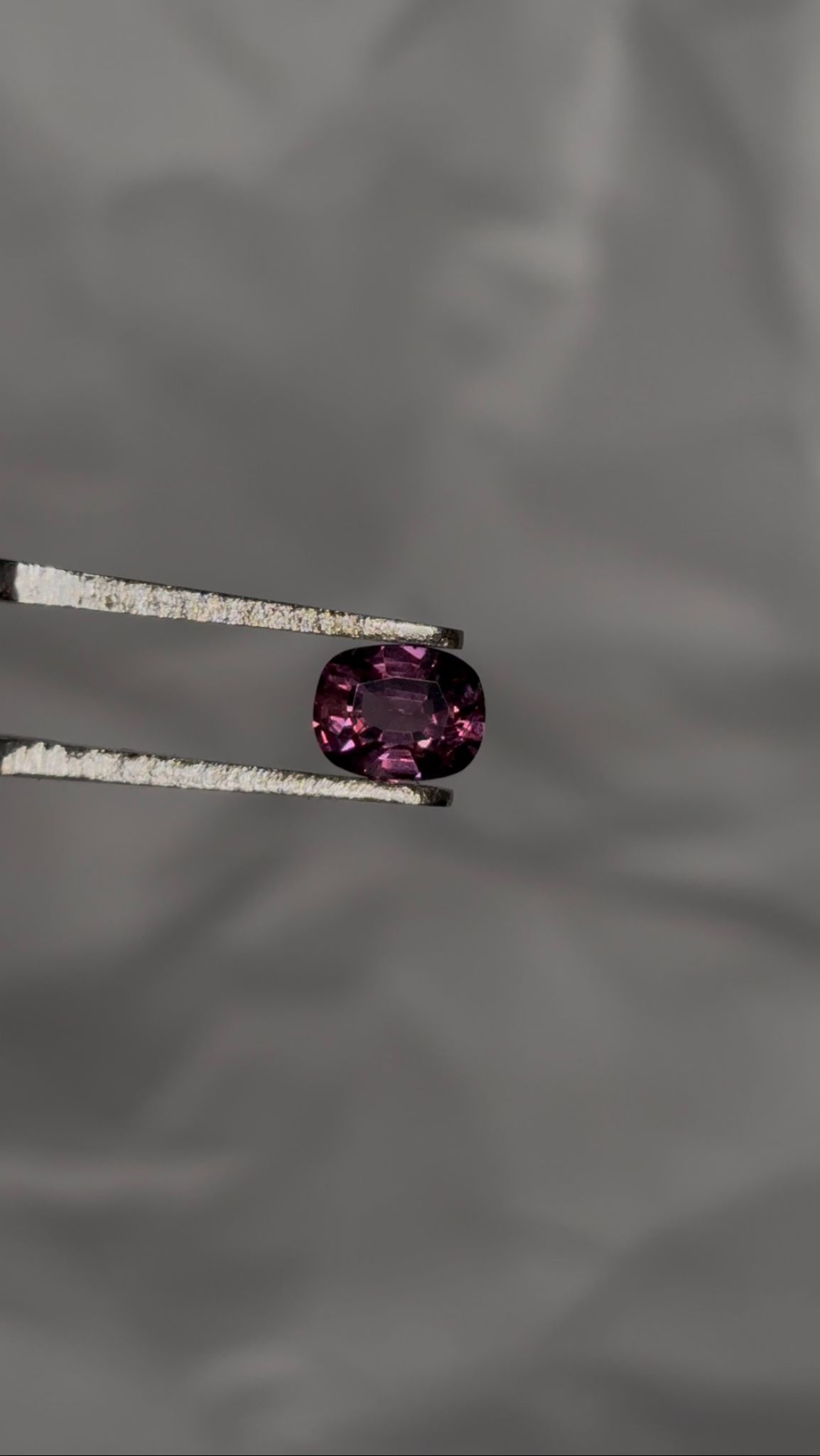 Spinela Dark Pink 0,7cts